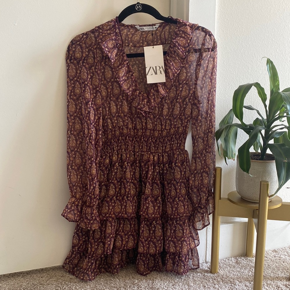 Zara Floral Flowy Print Dress with Long Sleeves